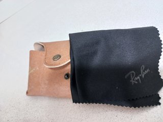 Occhiali da sole Ray-Ban RB4305 Neri