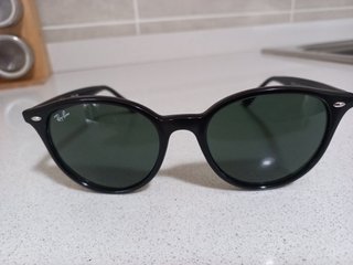 Occhiali da sole Ray-Ban RB4305 Neri
