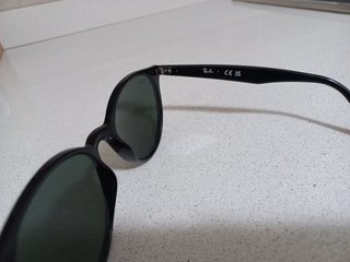 Occhiali da sole Ray-Ban RB4305 Neri
