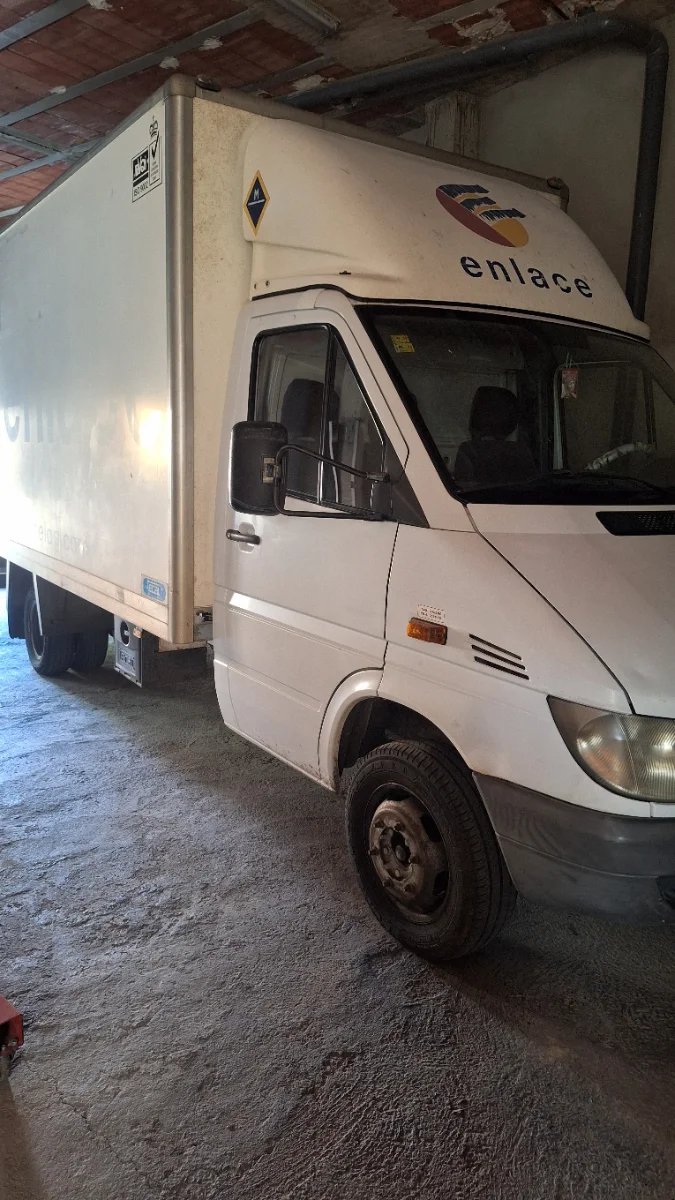 Mercedes-Benz Sprinter 2004 - foto 1