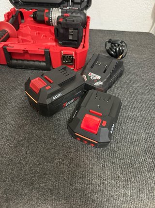 Taladro Percutor Parkside 20V 64Nm + Baterías