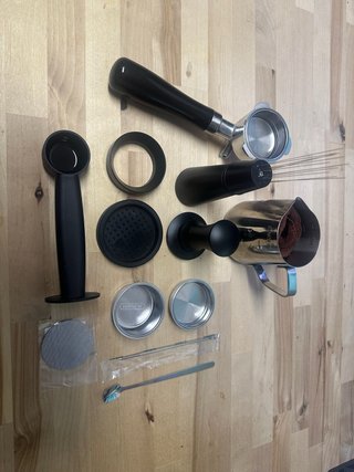 Cafetera Espresso HiBREW H10B + Accesorios