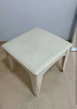 Mesa auxiliar Zara Home blanca