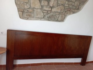 Cabecero madera maciza en Jimena de la frontera