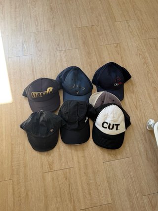 Lote Gorras Varias Marcas y Colores 20 euros las 7