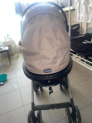 Coche bebé moisés Chicco casi nuevo