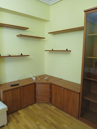 Mueble de salón de madera ya desmontado