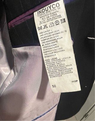 Traje de hombre negro