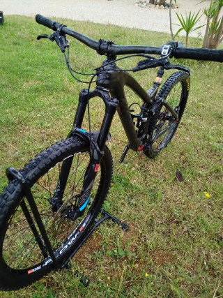¡ATENCIÓN! Vendo bicicleta FELT enduro MUY TOP