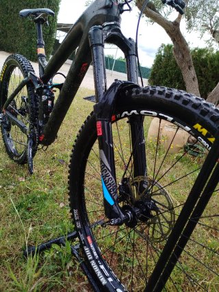 ¡ATENCIÓN! Vendo bicicleta FELT enduro MUY TOP
