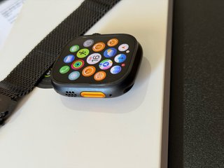 Apple Watch Ultra 2 49 mm titanio + factura