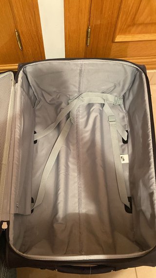Maleta American Tourister gris