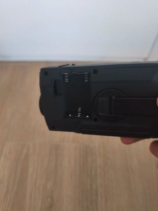 Radio emergencia solar manivela USB pilas SOS