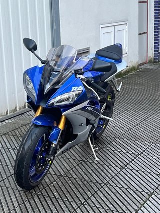 Yamaha R6 R Sportbike Azul/Gris