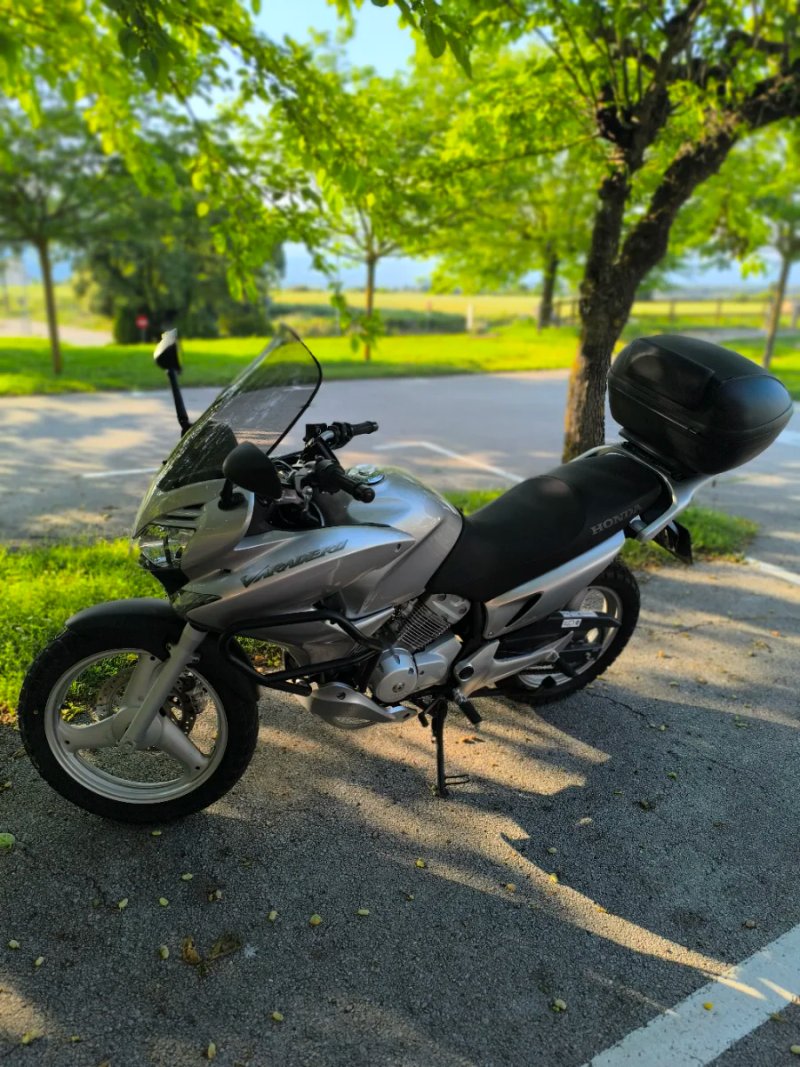 Honda Varadero 125cc Plata 2010