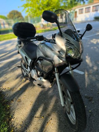 Honda Varadero 125cc Plata 2010