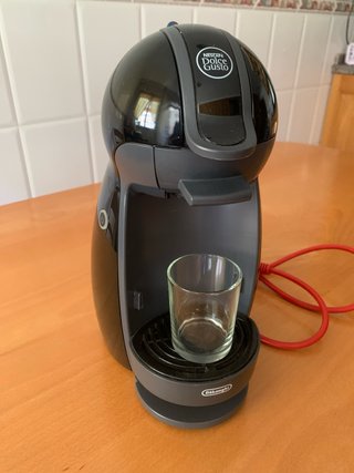 Cafetera Dolce Gusto Negra