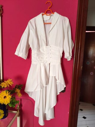Camisa gótica