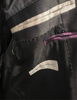 Traje gris hombre