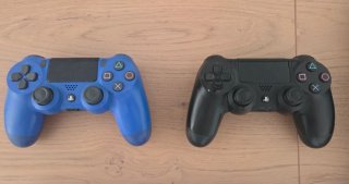 PS4 (PlayStation 4) Negra + 7 Juegos + 2 mandos