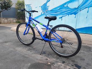 Se vende Bicicleta Montaña MTB 26” Azul