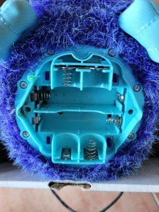 Furby azul interactivo