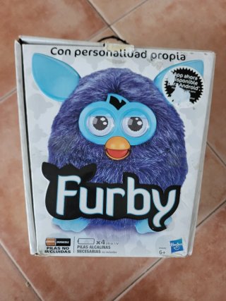 Furby azul interactivo