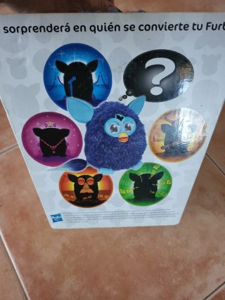 Furby azul interactivo