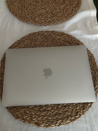 MacBook Air M1 16GB RAM (90 ciclos)