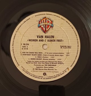 2 Vinilos de  Van Halen ( leer descripción)