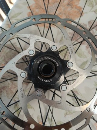 Rueda 29 Syncros Alexrims MD30 Disco Tektro Cubier