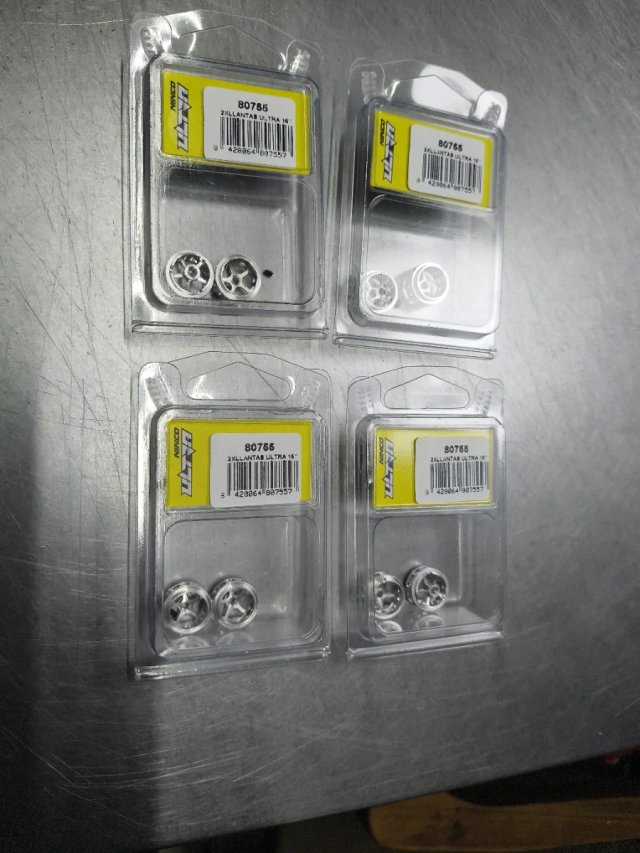 LOTE 4 BLISTER Llantas  Prorace Ultra 15 (80755)