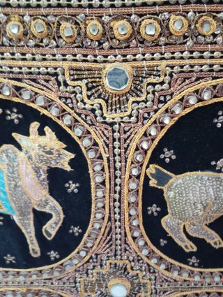Tapiz Kalanga  Myanmar Antiguo signos del zodiaco.