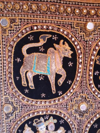 Tapiz Kalanga  Myanmar Antiguo signos del zodiaco.