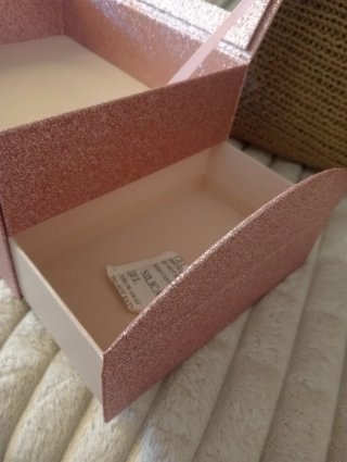Cofre tocador rosa empolvado con espejo