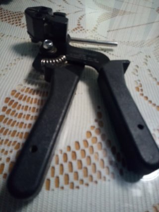 2 Pistolas Tensora y Cortadora Bridas Acero Inox