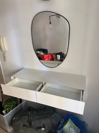 Mueble recibidor blanco