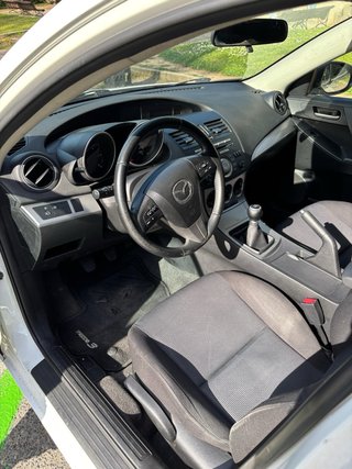 Mazda 3 2011