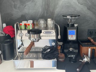 La Marzocco + Molinillo Specialita 75