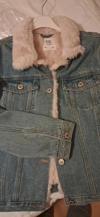 Chaqueta vaquera con borreguito