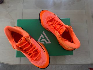 Zapatillas Nike Giannis Talla 41 Nuevas