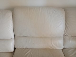 Sofá chaiselongue tela y piel