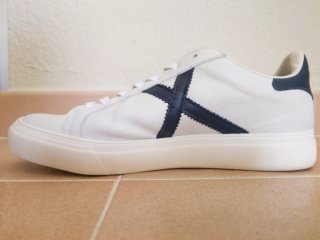 Zapatillas Munich Talla 41 Blancas y Azul Marino