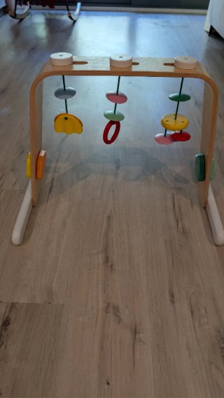 Arco de actividades de madera para bebé