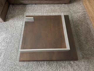 Mesa centro cristal y madera diseño
