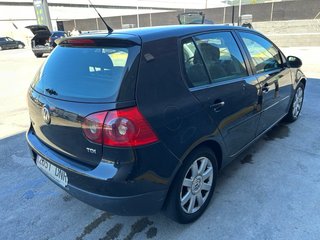 Volkswagen Golf 2005