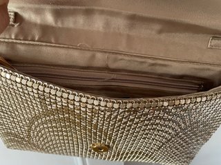 Bolso de fiesta dorado metalizado