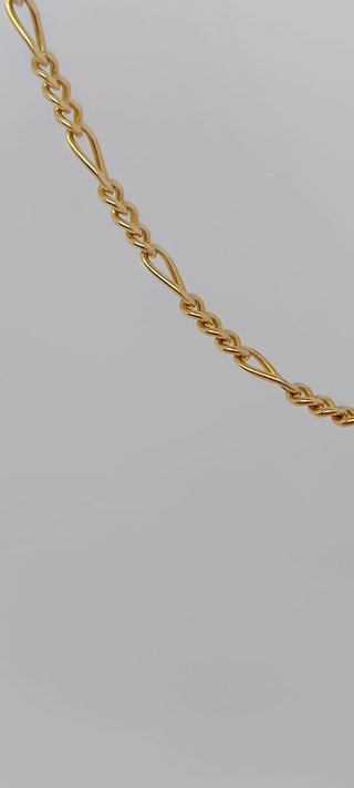 J-0851 Cadena Figaro Oro 18K