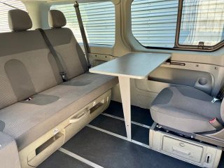Opel Vivaro Life 2010