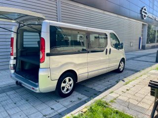 Opel Vivaro Life 2010